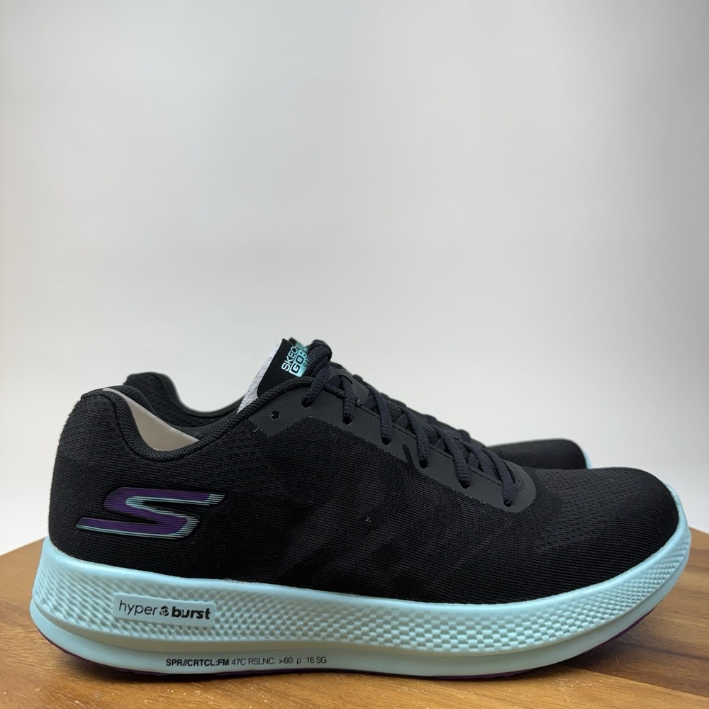 New Womens Skechers Go Run Razor + Black Athletic Sneakers Shoes Size 10 M